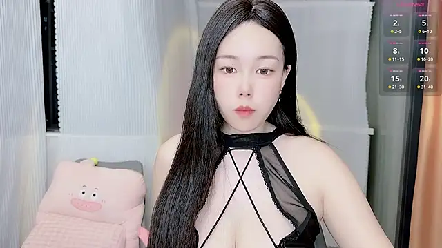 Snapshot of Bella_Ava chatting on 20, 12, 2025 Bella Ava online show from 20, 12, 2025