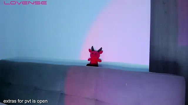 Murasaki doll online show from 11, 1, 2026