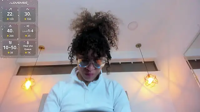 Hanna Cornee  online show from 15, 2, 2026