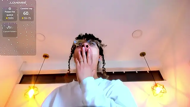 Hanna Cornee  online show from 24, 2, 2026