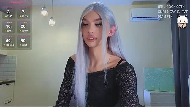 Snapshot of katebxtch chatting on 4, 5, 2026 katebxtch online show from 4, 5, 2026