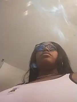 Snapshot of SheilaCoopers_ chatting on 16, 9, 2025 SheilaCoopers online show from 16, 9, 2025