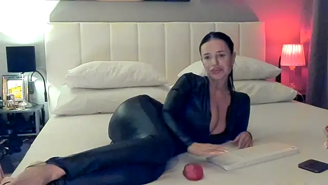 simonacavali online show from 21, 12, 2025