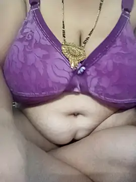 chocobbsneha567 online show from 26, 4, 2026