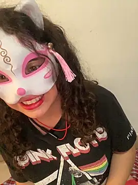 Lucy YupiSweet online show from 4, 2, 2026