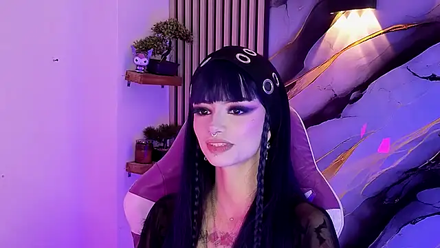 chloe jacksonn online show from 14, 7, 2026