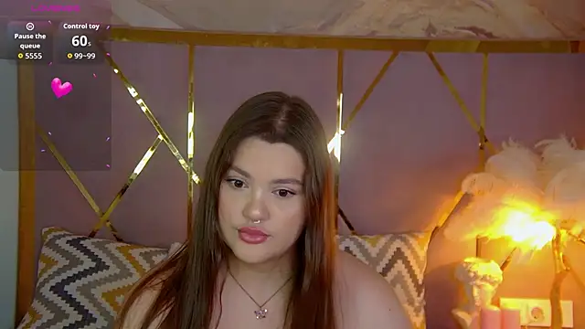 EmilyHyde online show from 16, 10, 2025