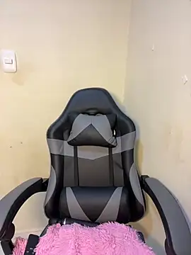 Vliacoooper2 online show from 9, 9, 2025