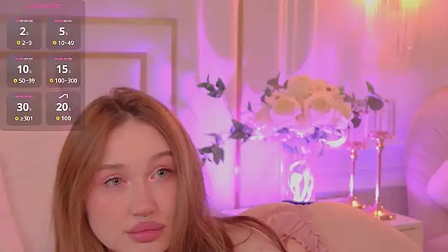 Snapshot of NancySmitts chatting on 10, 11, 2025 NancySmitts online show from 10, 11, 2025