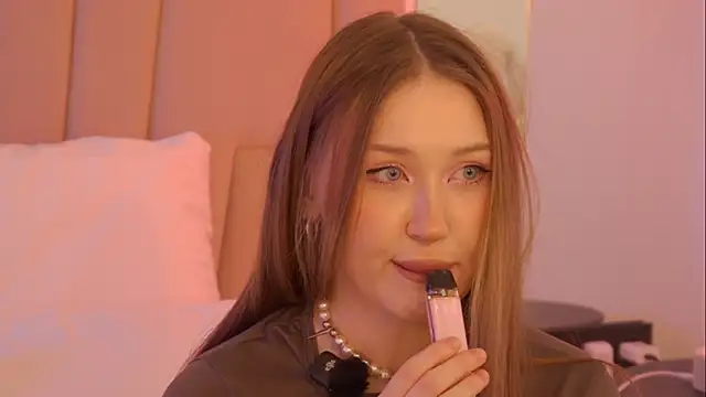 Snapshot of NancySmitts chatting on 1, 2, 2026 NancySmitts online show from 1, 2, 2026