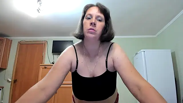 Snapshot of KATTYWARM_ chatting on 29, 9, 2025 KATTYWARM online show from 29, 9, 2025
