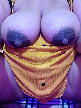 Snapshot of lona_sexi chatting on 7, 2, 2026 lona sexi online show from 7, 2, 2026