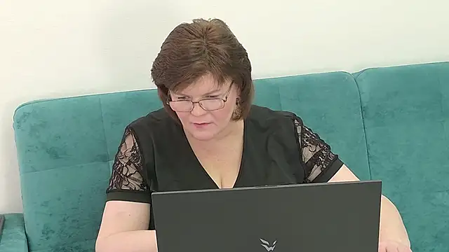 Sandra Sunrise online show from 6, 11, 2025