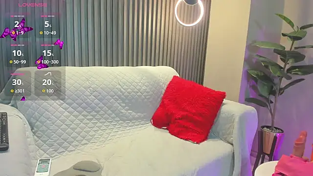 biancaa 18 online show from 2, 12, 2025