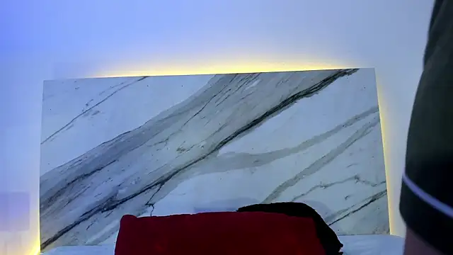 thamiina  online show from 15, 11, 2025