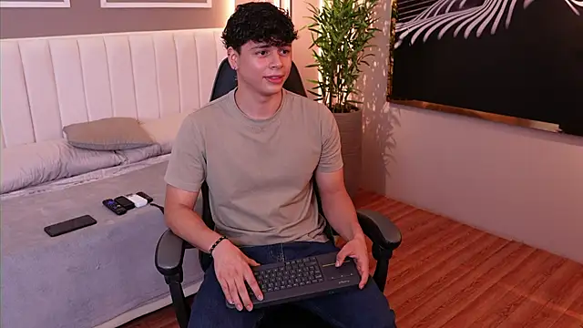 Ethan occonor online show from 24, 10, 2025