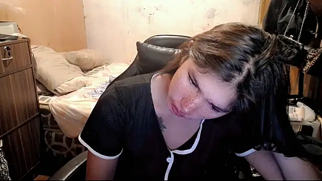 Snapshot of Cutierhyxx chatting on 29, 5, 2026 Cutierhyxx online show from 29, 5, 2026