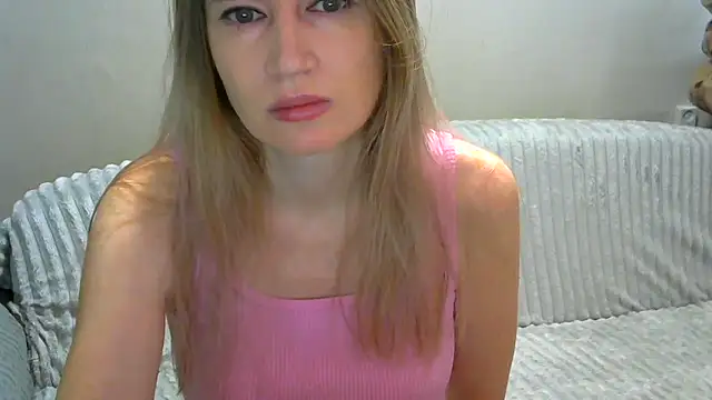 Snapshot of JessFoxxx chatting on 22, 2, 2026 JessFoxxx online show from 22, 2, 2026