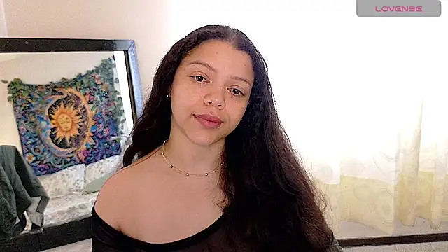 Snapshot of Amanda_sweet chatting on 7, 5, 2026 Amanda sweet online show from 7, 5, 2026