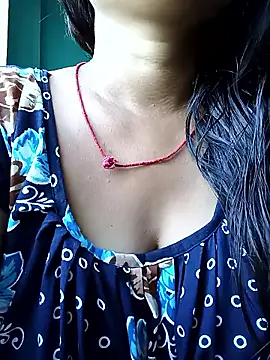 Desi couple305 online show from 24, 9, 2025