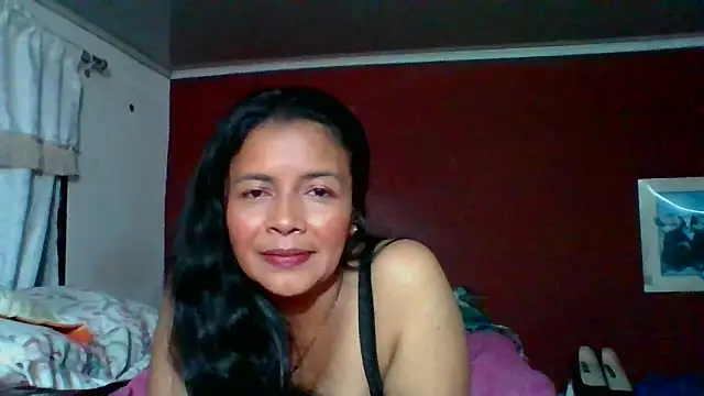 DianaOchoa  online show from 8, 10, 2025