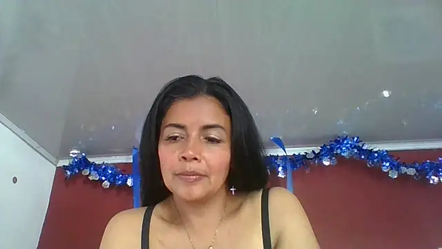 DianaOchoa  online show from 28, 11, 2025