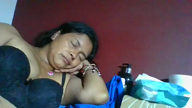 Snapshot of DianaOchoa_ chatting on 29, 4, 2026 DianaOchoa online show from 29, 4, 2026