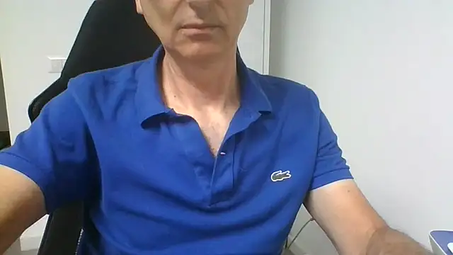 Snapshot of Sensor2000 chatting on 3, 6, 2026 Sensor2000 online show from 3, 6, 2026