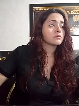 candy  fox  online show from 8, 10, 2025