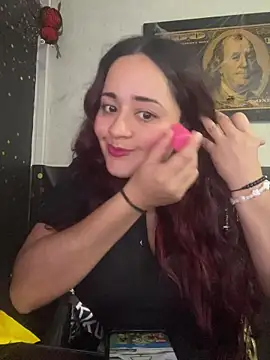 candy  fox  online show from 18, 10, 2025