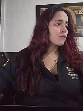 candy  fox  online show from 8, 11, 2025