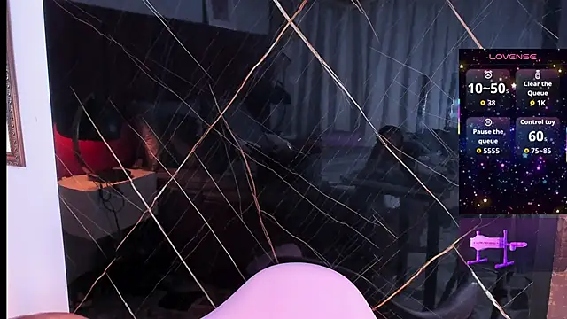 abby blond  online show from 4, 12, 2025