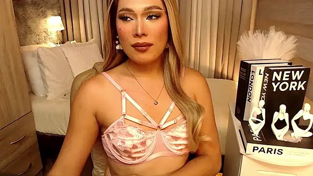 Missavacroft online show from 14, 10, 2025