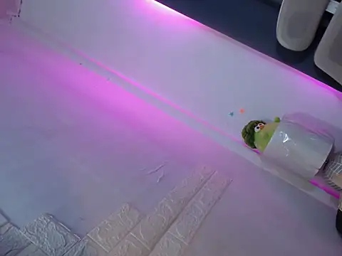 Lav elle online show from 22, 2, 2026