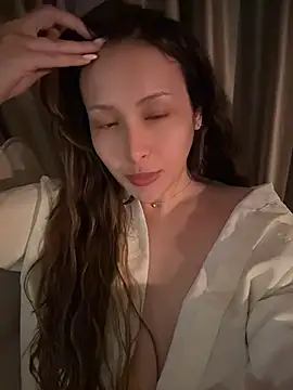 ArianaaSwift online show from 22, 6, 2026