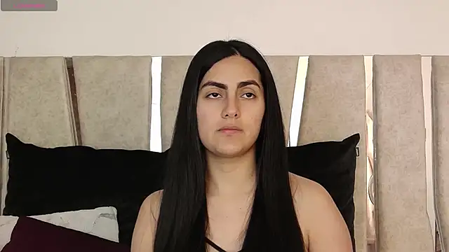 Snapshot of CamiJone chatting on 2, 12, 2025 CamiJone online show from 2, 12, 2025