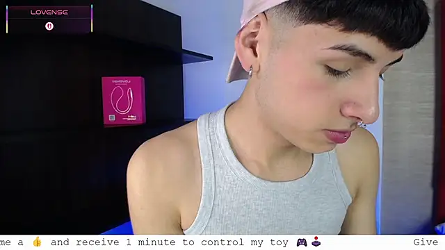 Ezra Storm online show from 5, 10, 2025