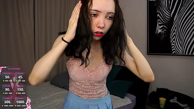 Snapshot of AnnisEells chatting on 9, 10, 2025 AnnisEells online show from 9, 10, 2025