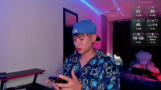 Snapshot of Jostin18 chatting on 9, 9, 2025 Jostin18 online show from 9, 9, 2025