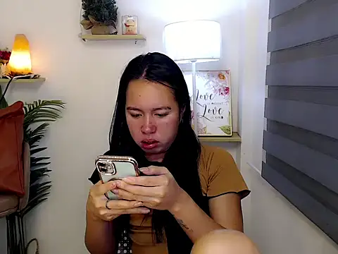 kimbratx online show from 9, 11, 2025