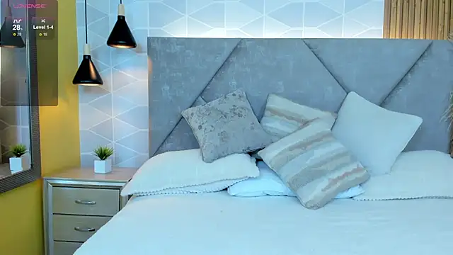 Jade Whisper online show from 20, 11, 2025