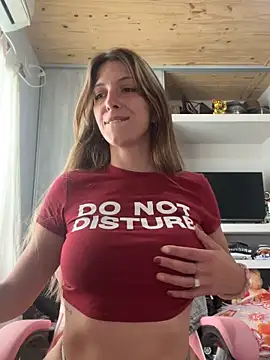 irisdollbb online show from 5, 10, 2025