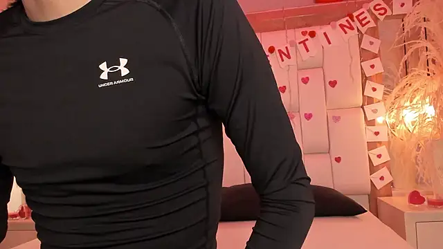 Snapshot of Daphne_And_Roger chatting on 13, 2, 2026 Daphne And Roger online show from 13, 2, 2026