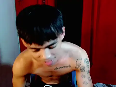 Snapshot of urhunky_boy chatting on 3, 5, 2026 urhunky boy online show from 3, 5, 2026
