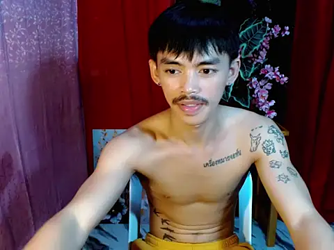 Snapshot of urhunky_boy chatting on 1, 7, 2026 urhunky boy online show from 1, 7, 2026