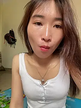 Snapshot of oneyou_400 chatting on 2, 7, 2026 oneyou 400 online show from 2, 7, 2026