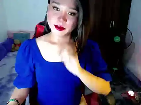 Urassiansweetcummer online show from 30, 5, 2026