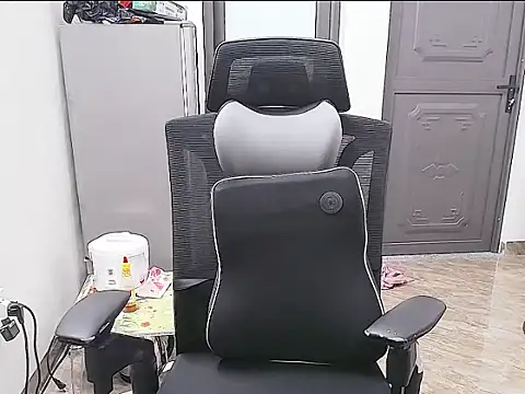 Shulee21 online show from 30, 9, 2025