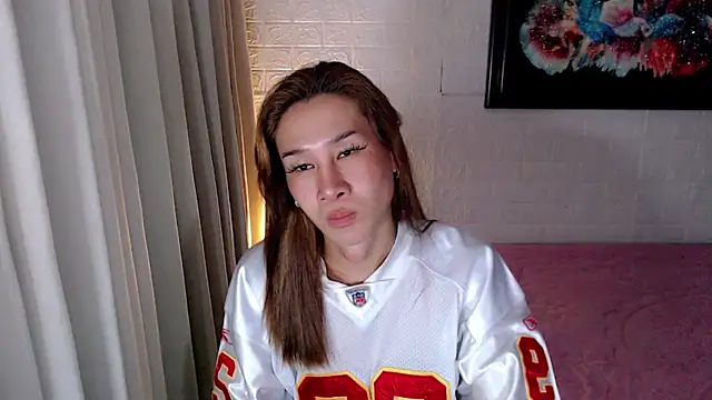 TRANSGODDESSA online show from 1, 12, 2025