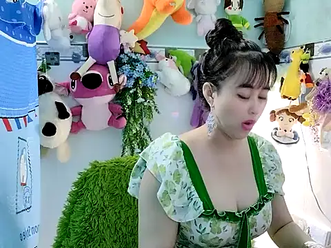 emgaixinhngoan online show from 19, 10, 2025